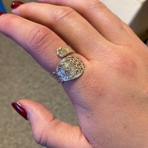 Montana Silversmith Paisley Adjustable Ring